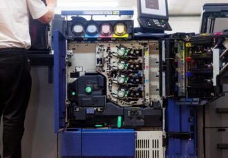 Internal components of a printer that all work to produce high-quality prints and meet the demand for fast turnaround times in the printing industry.